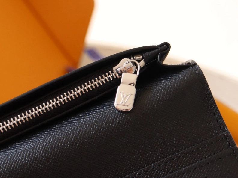Modern LX Wallets 12214