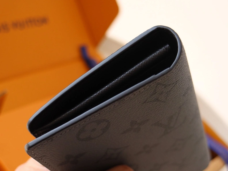Modern LX Wallets 12214