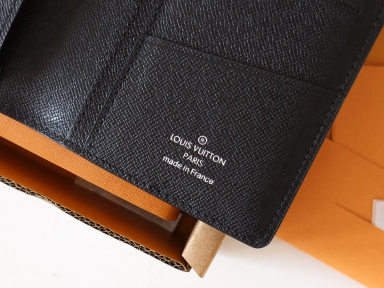Modern LX Wallets 12214