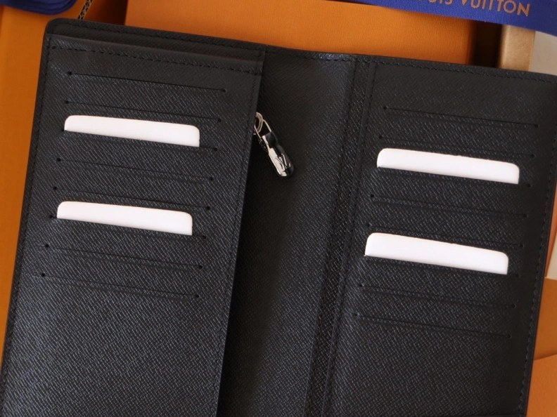 Modern LX Wallets 12214