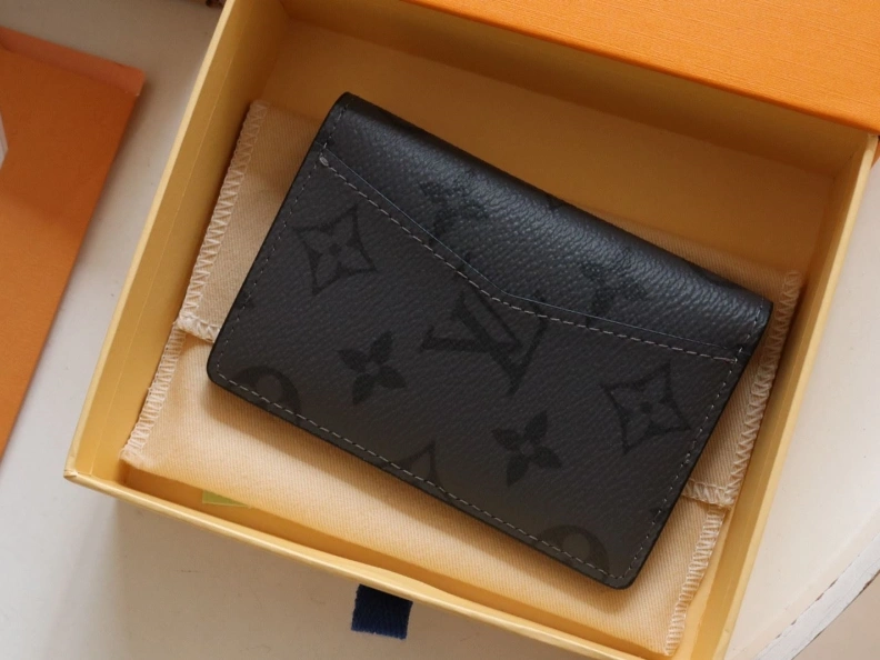 Lightweight LX Wallets 12211