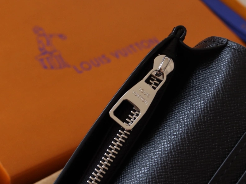 Comfortable LX Wallets 12197