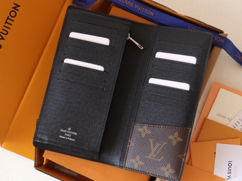 Comfortable LX Wallets 12197