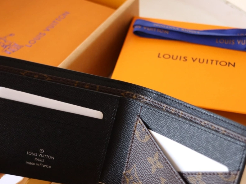 LX Wallets Breathable 12201