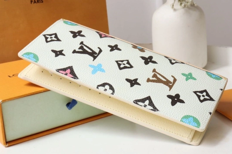 DailyWear LX Wallets 12176