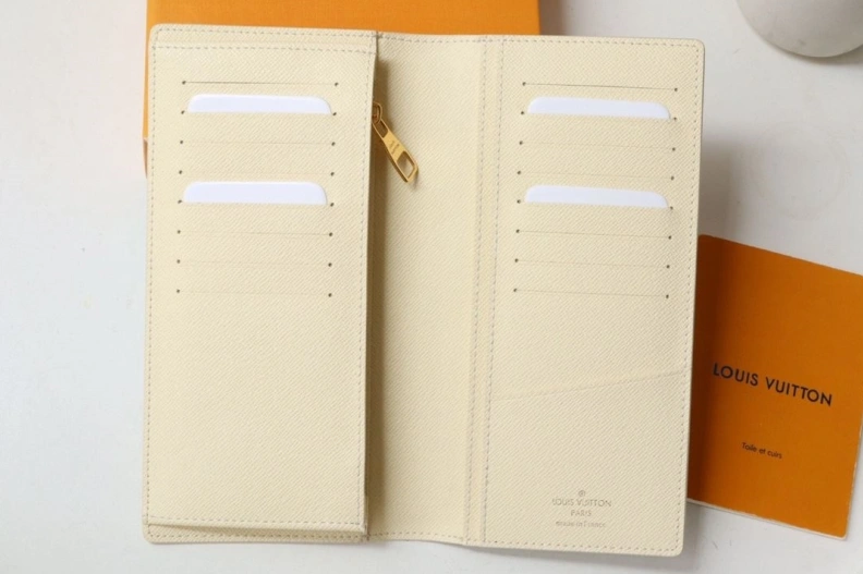 DailyWear LX Wallets 12176