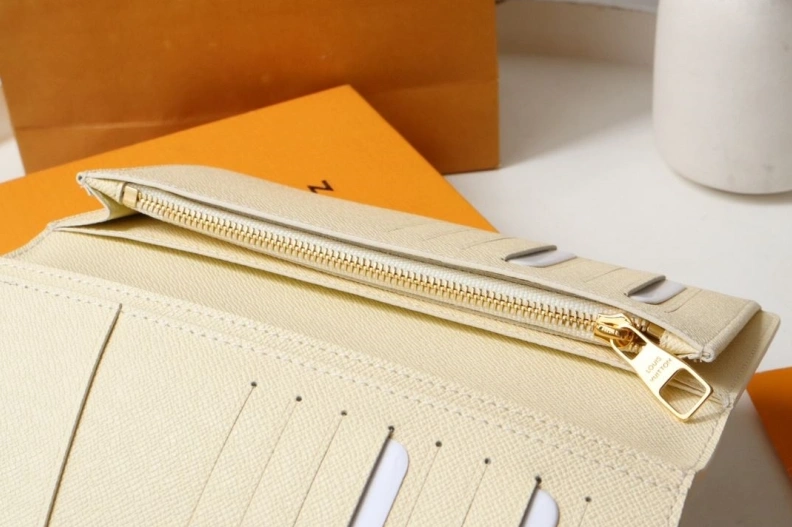 DailyWear LX Wallets 12176