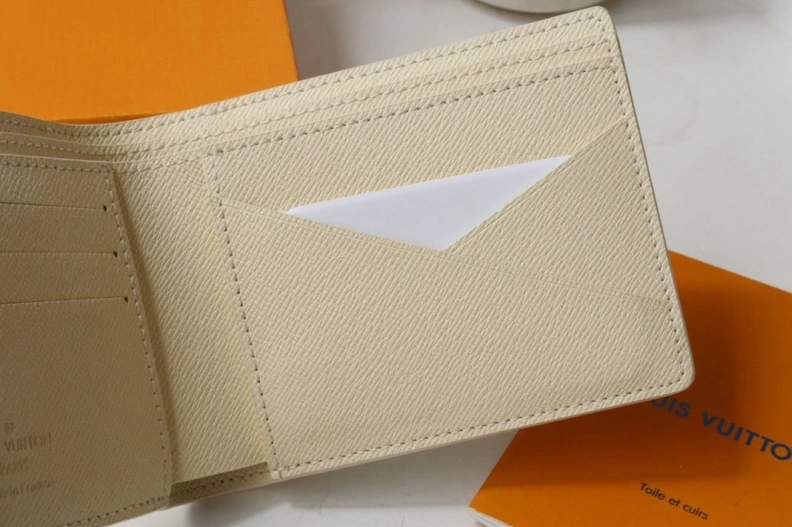 Bold LX Wallets 12167