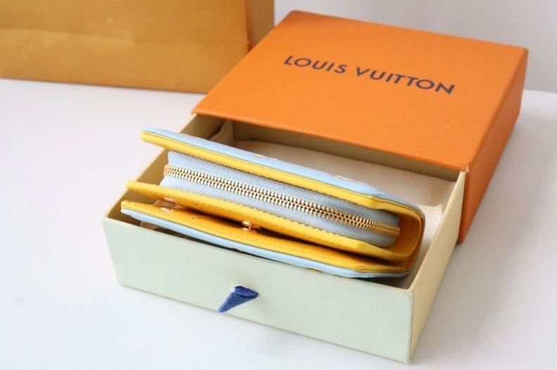Fashionable LX Wallets 12165