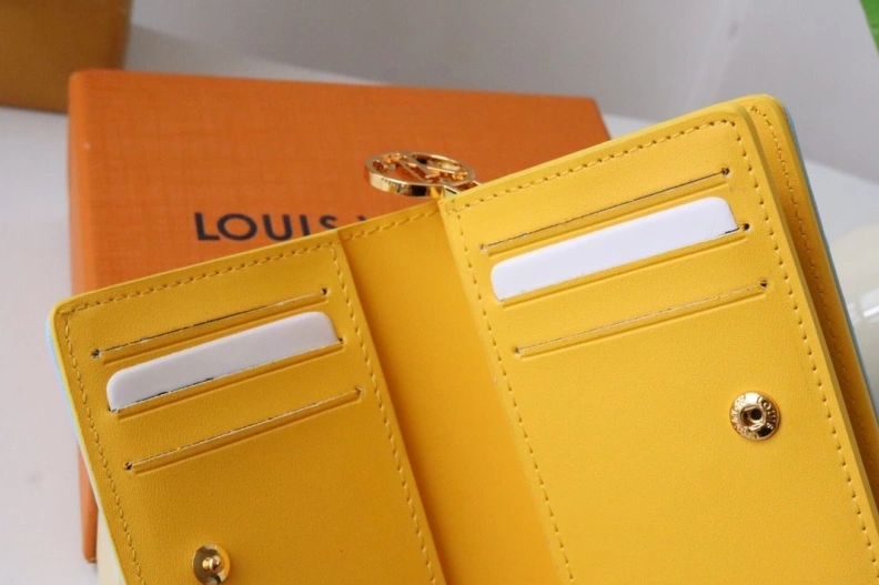 Fashionable LX Wallets 12165
