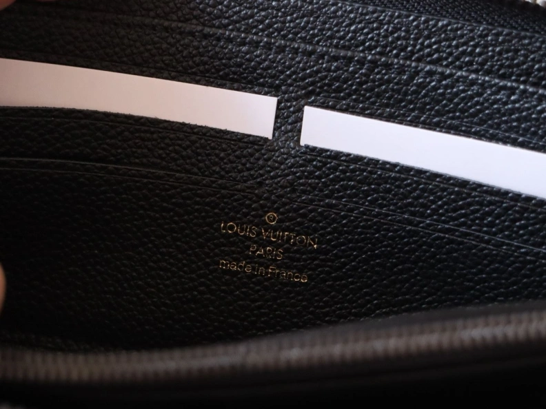 LX Wallets Sophisticated 12161
