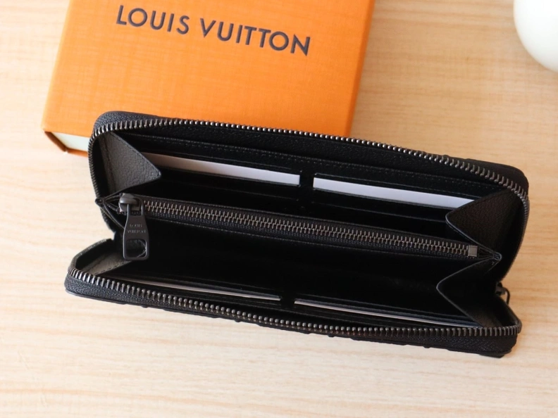 LX Wallets Sophisticated 12161