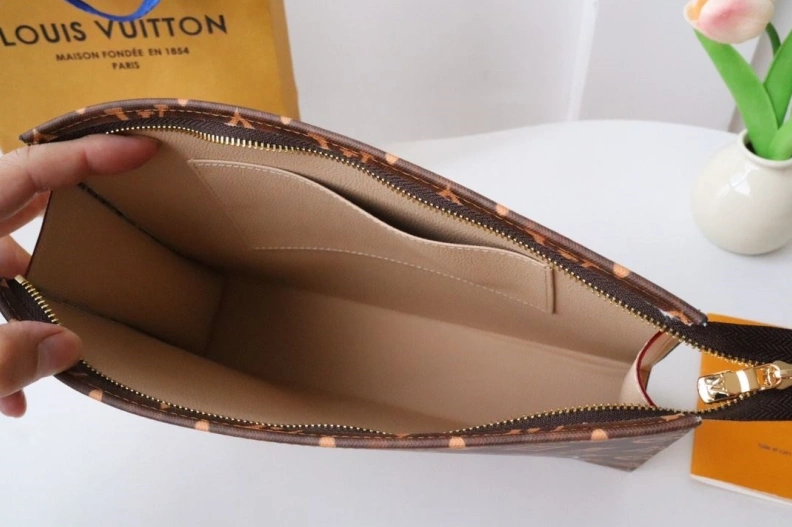 SportInspired LX Clutch Bags 12369