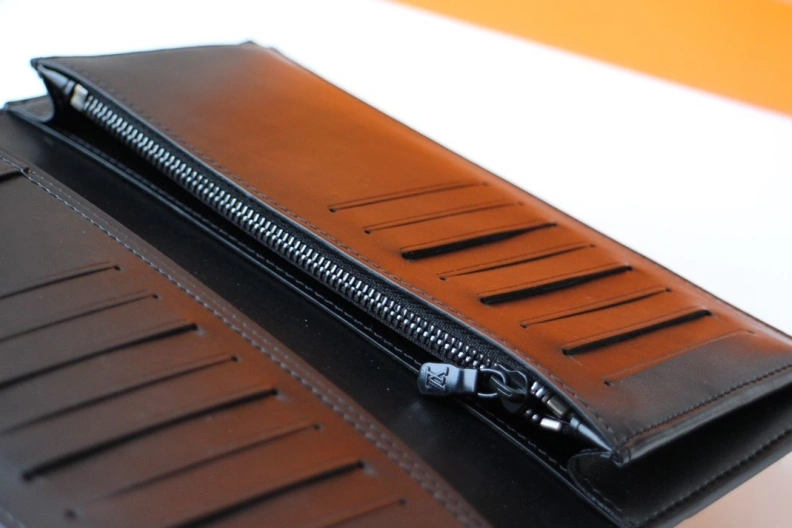 HighQuality LX Wallets 12184