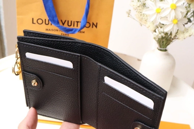 Bold LX Wallets 12195