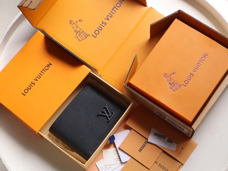 LX Wallets Refined 12204