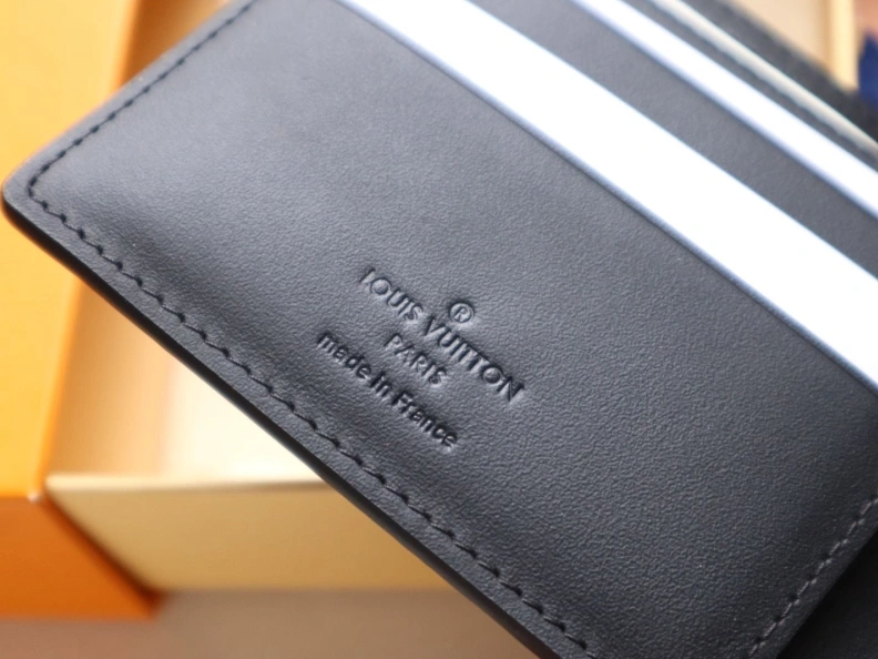 LX Wallets Refined 12204