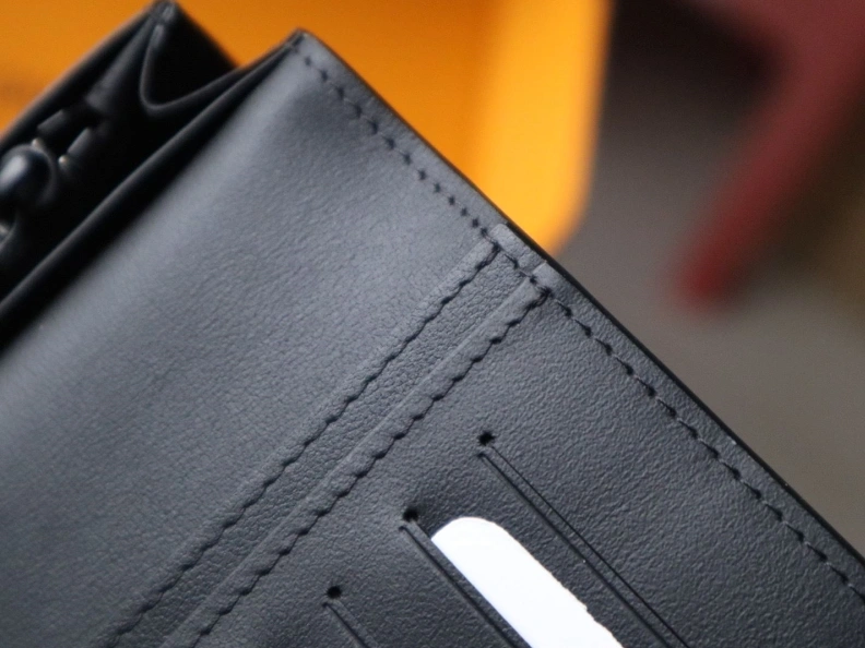 Cozy LX Wallets 12151