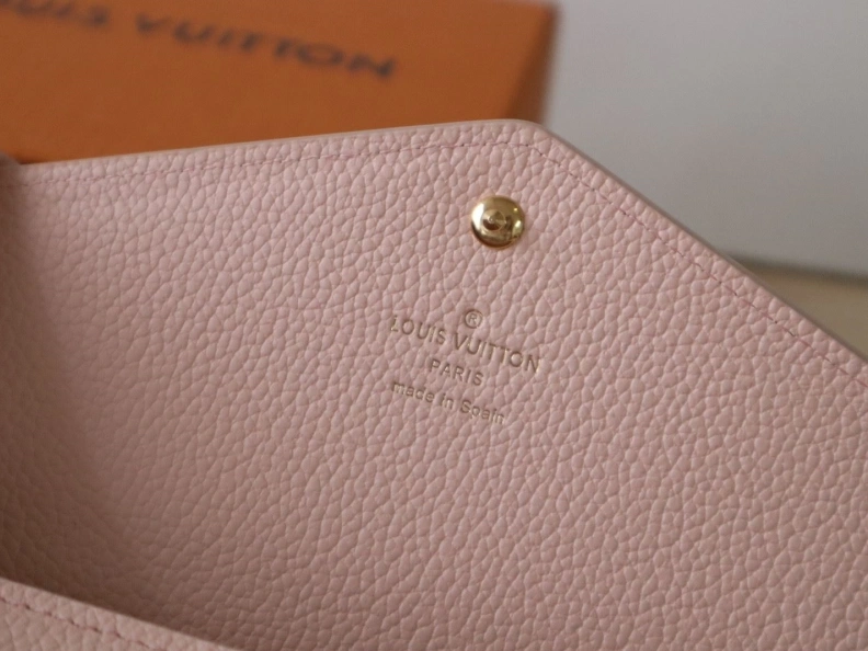 Versatile LX Wallets 12175