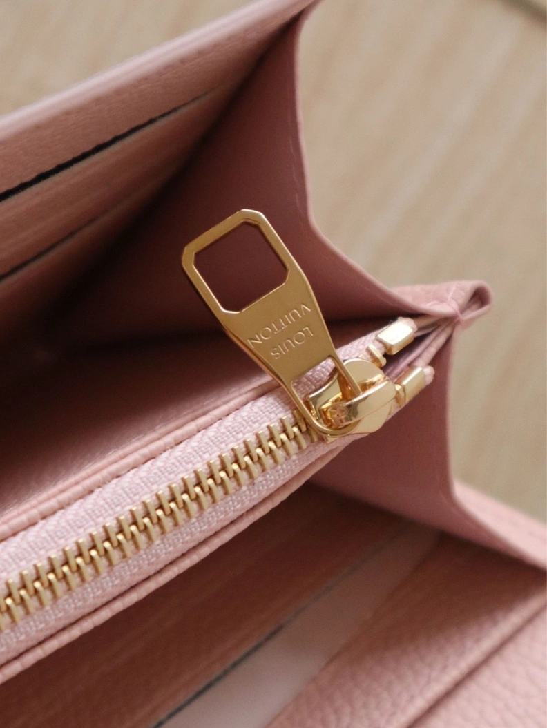 Versatile LX Wallets 12175