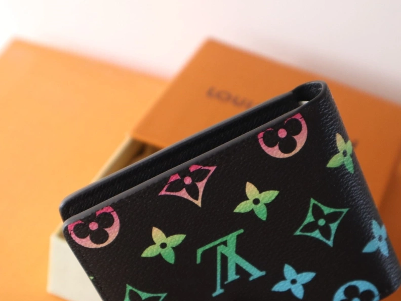 LX Wallets SportInspired 12182