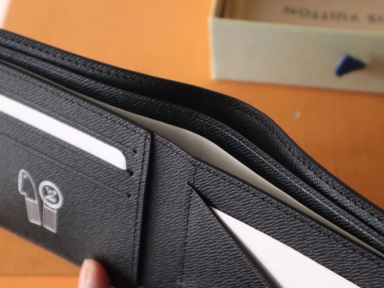 LX Wallets SportInspired 12182