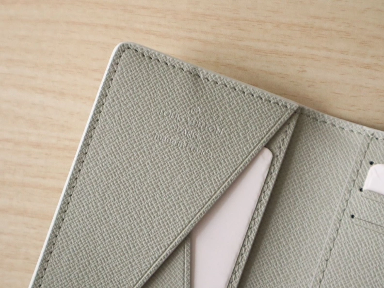 Flexible LX Wallets 12157