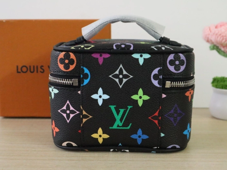 LX Cosmetic Bags Versatile 12336