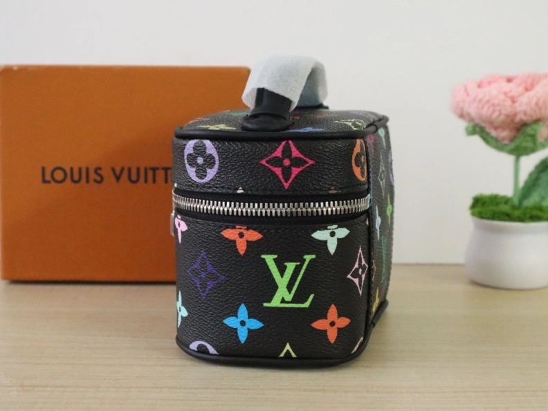 LX Cosmetic Bags Versatile 12336