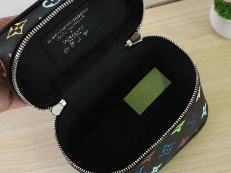 LX Cosmetic Bags Versatile 12336
