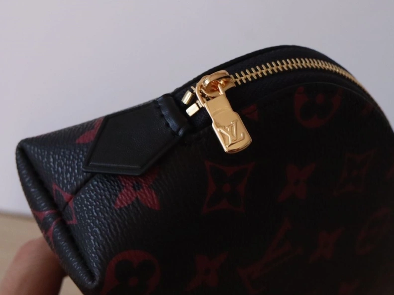 LX Clutch Bags Resilient 12337