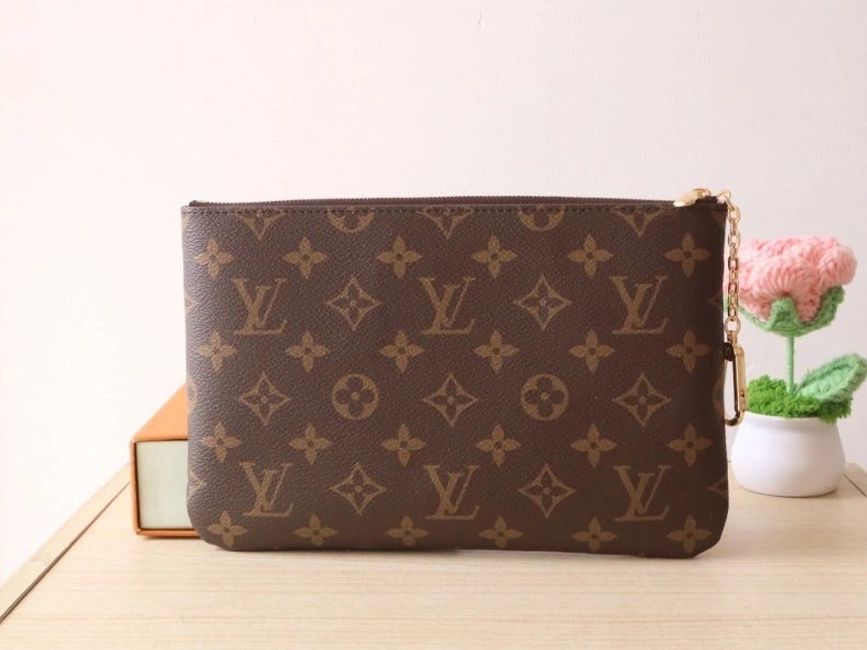 LX Clutch Bags Versatile 7896