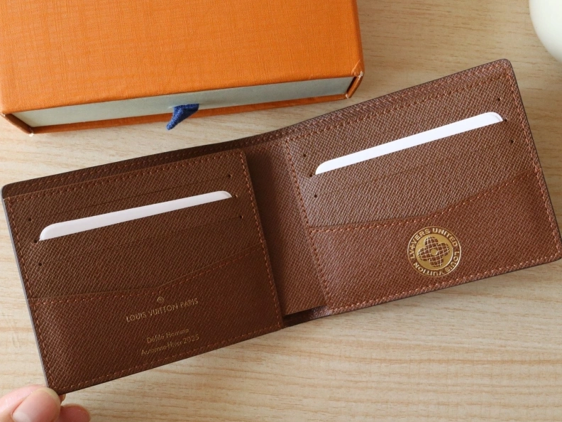 LX Wallets Bold 7825