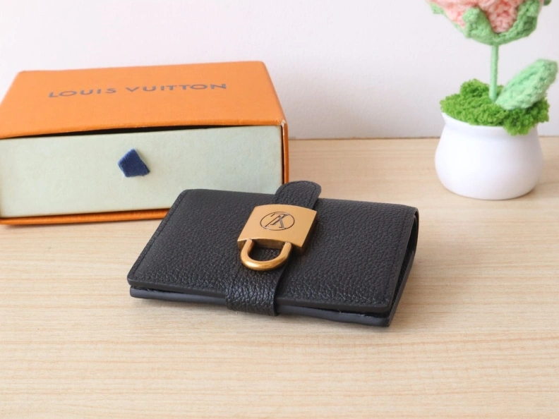 Refined LX Wallets 7823