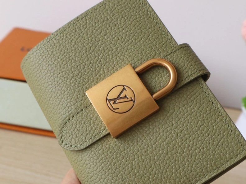 LX Wallets Durable 7822
