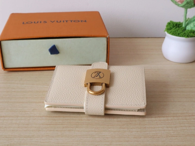 Bold LX Wallets 7819
