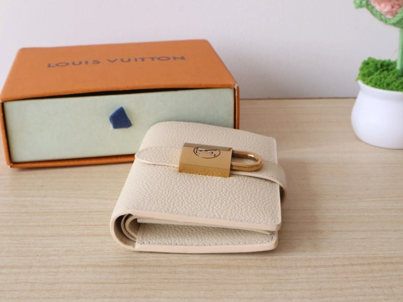 Bold LX Wallets 7819