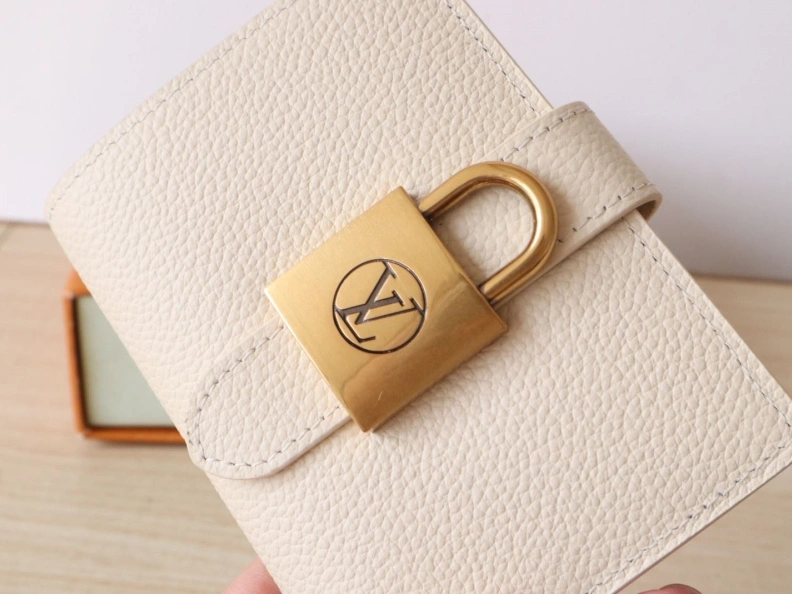 Bold LX Wallets 7819