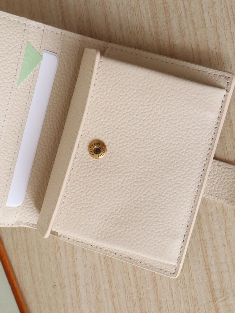 Bold LX Wallets 7819