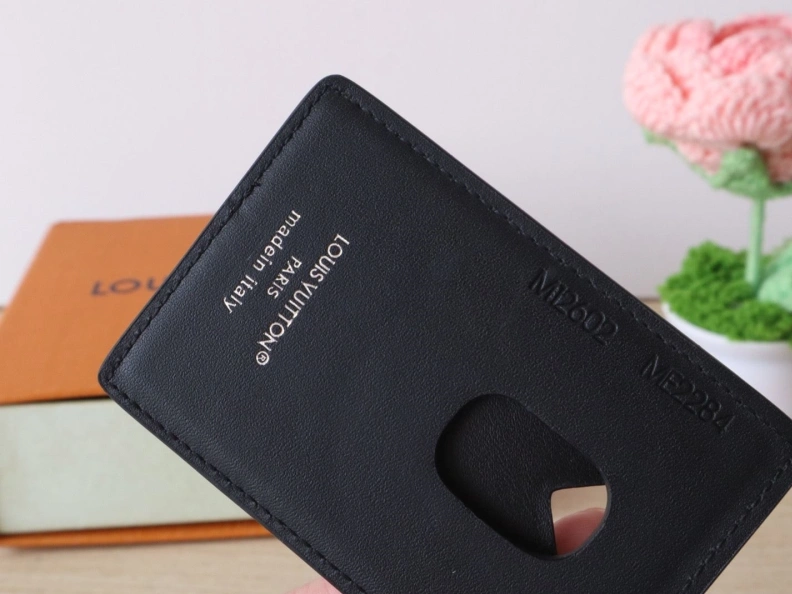 Minimalist LX Wallets 7818