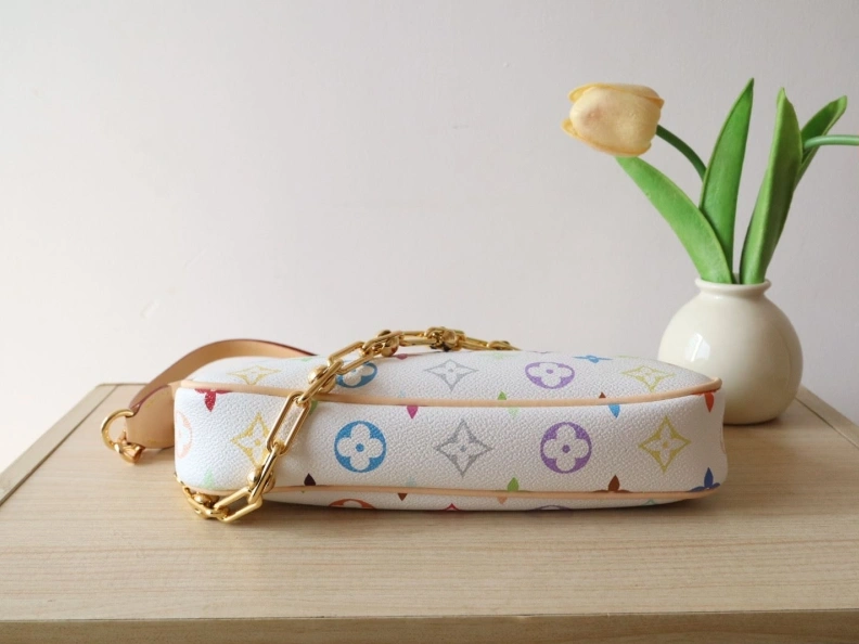 Comfortable LX Top Handle Bags 7844