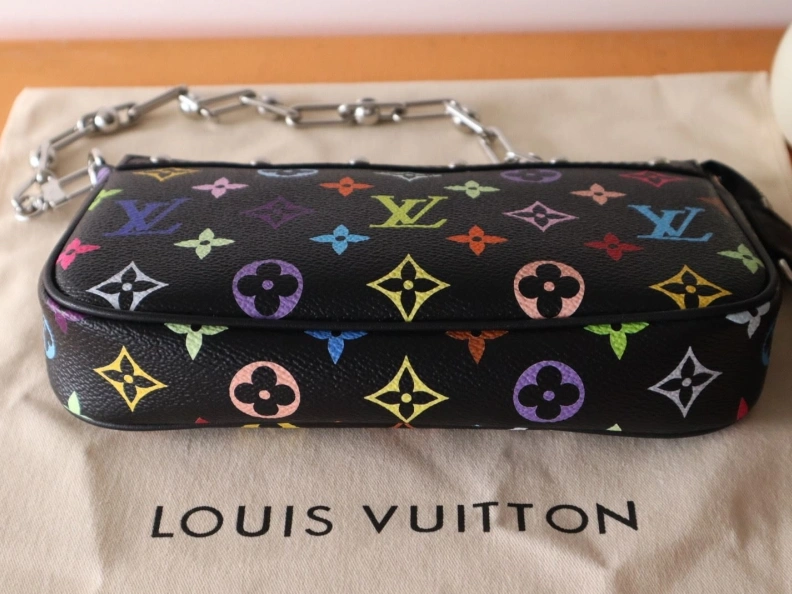 LX Clutch Bags Versatile 7900