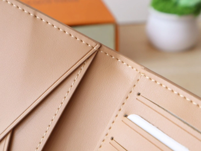 Trendy LX Wallets 7811