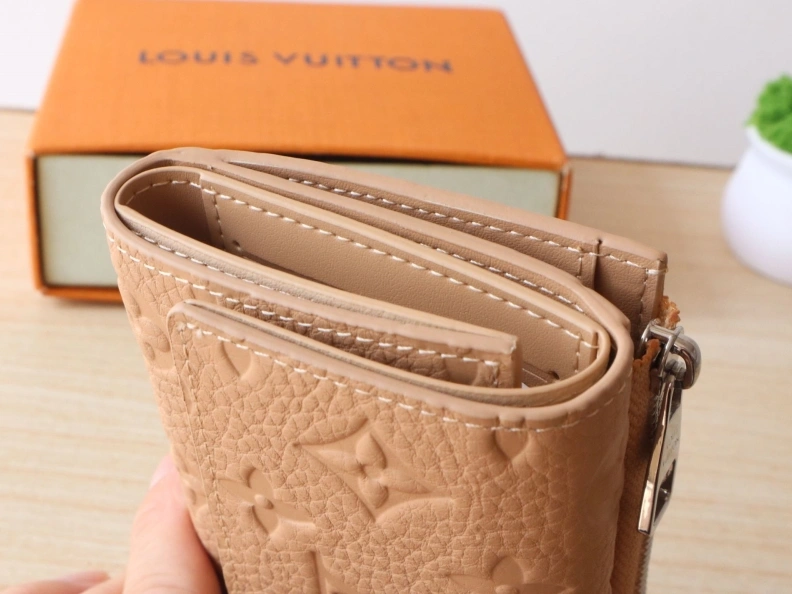 Durable LX Wallets 7806