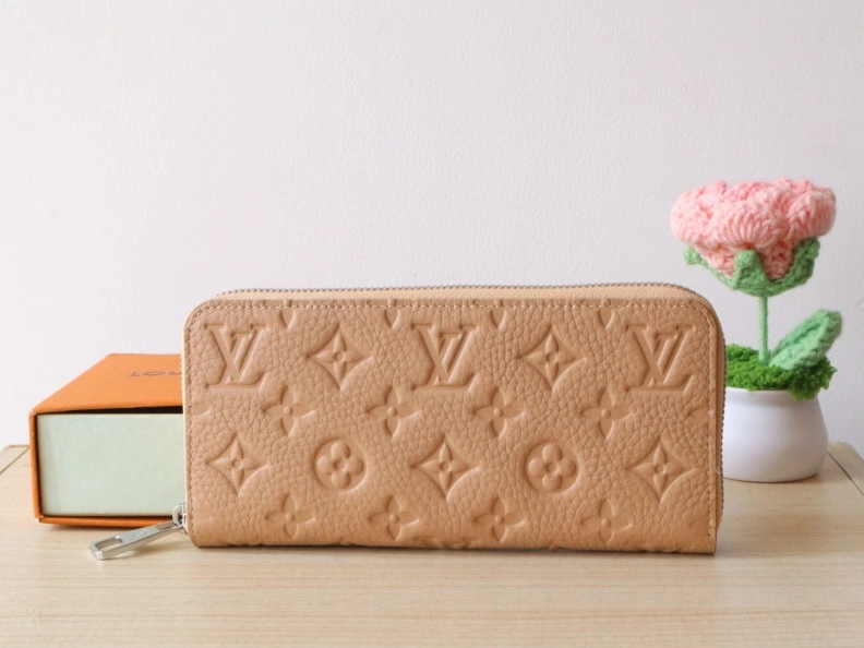 LX Wallets SportInspired 7797