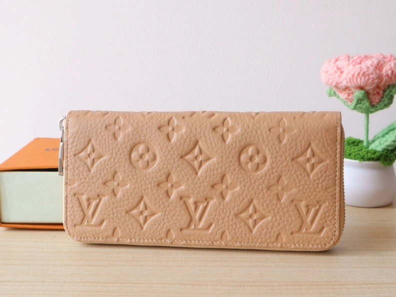 LX Wallets SportInspired 7797