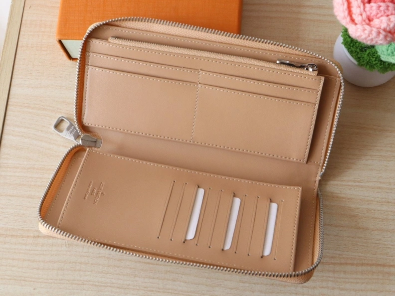 Elegant LX Wallets 7798