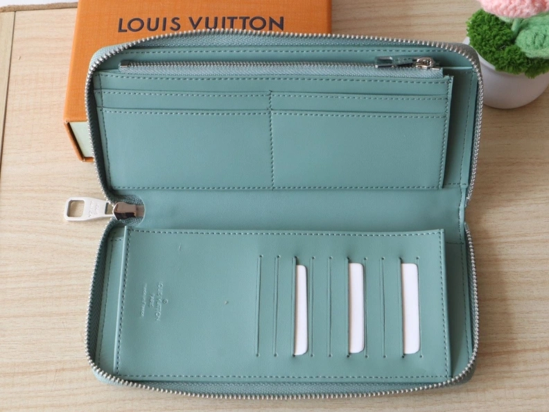 Timeless LX Wallets 7805