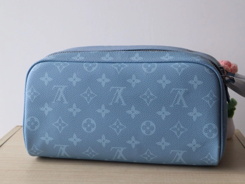 Sleek LX Cosmetic Bags 7865