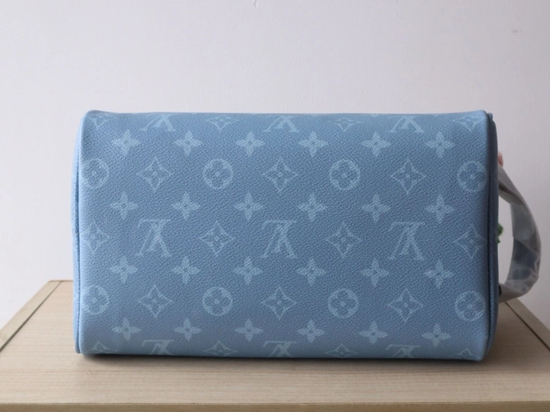 Sleek LX Cosmetic Bags 7865
